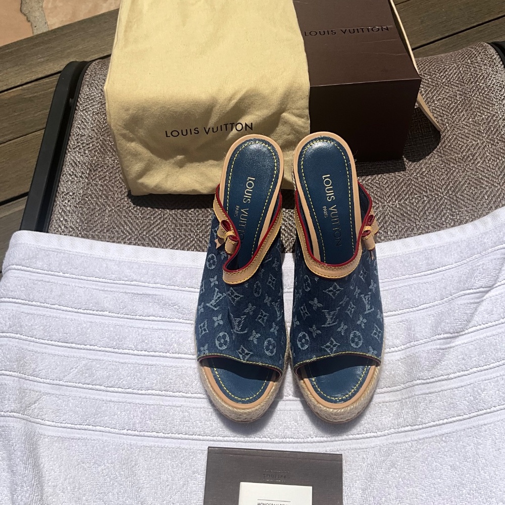 Louis Vuitton Blue Monogram Denim Wedge Espadrilles - Picture 13 of 14